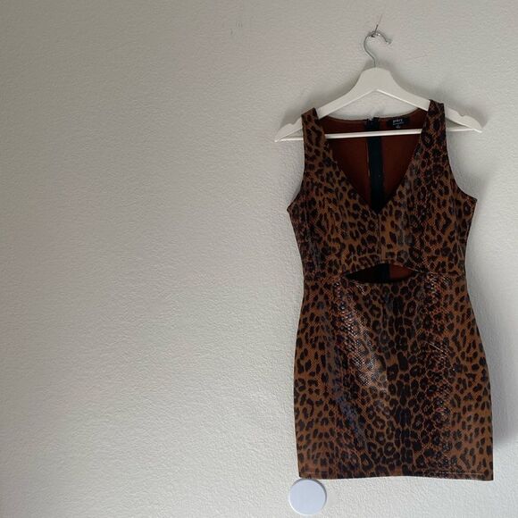 Privy Cheetah Print Bodycon Mini Dress - Picture 1 of 4